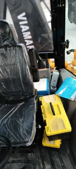 Экскаватор погрузчик VIAMAR 350D крабовая походка