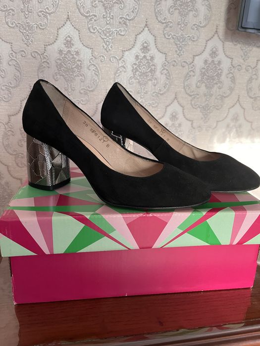 Продам обувь б/у хорошего качество