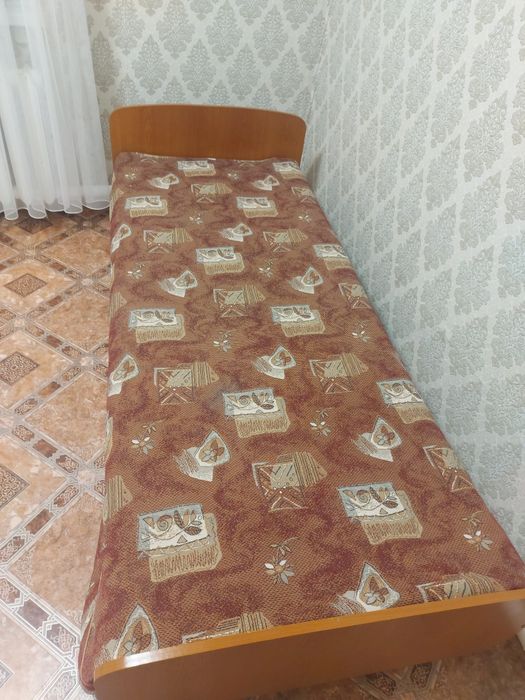 Кровать односпальная