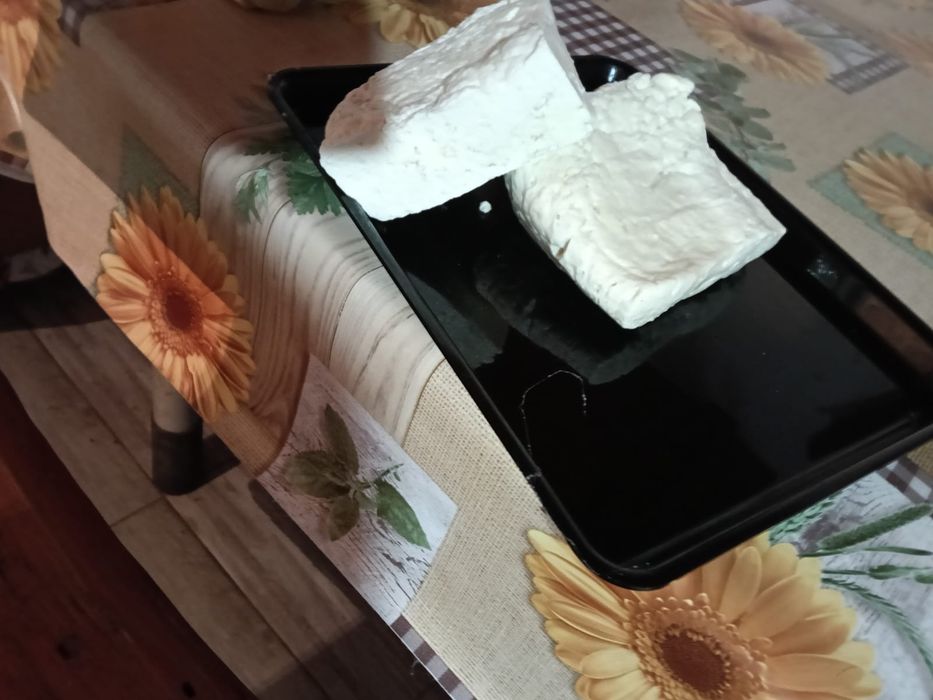 Vand telemea de bivol si lapte