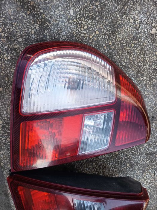 Lampa Spate Renault Symbol/Thalia partea stanga/dreapta