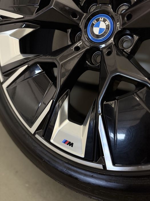 Оригинални 20 цола джанти Styling 890M BMW iX3 G08 X3 G01 X4 G02 с летни гуми