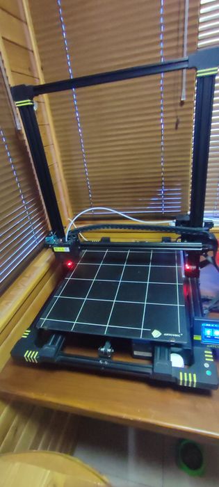 Anycubic Chiron 3D принтер - отлично състояние + аксесоари