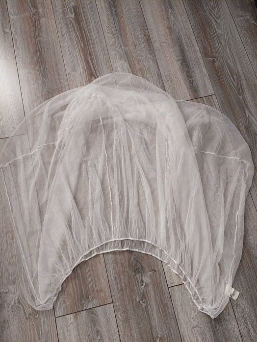 Мрежа за бебешко креватче