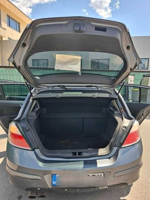 Opel Astra H продава