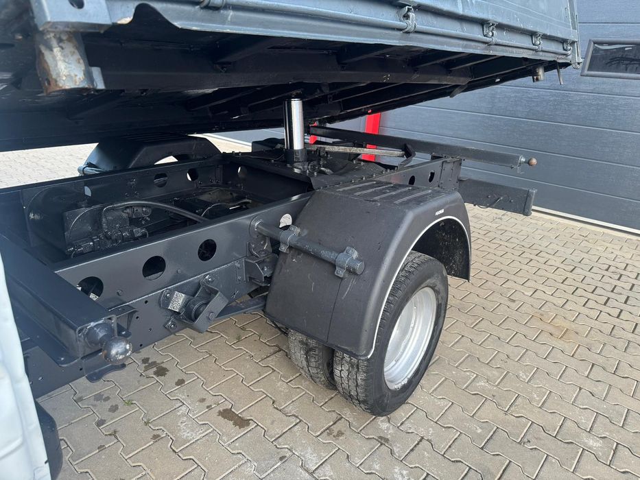 Iveco cabina dubla  35c15 3.0hpi basculabil 7 locuri