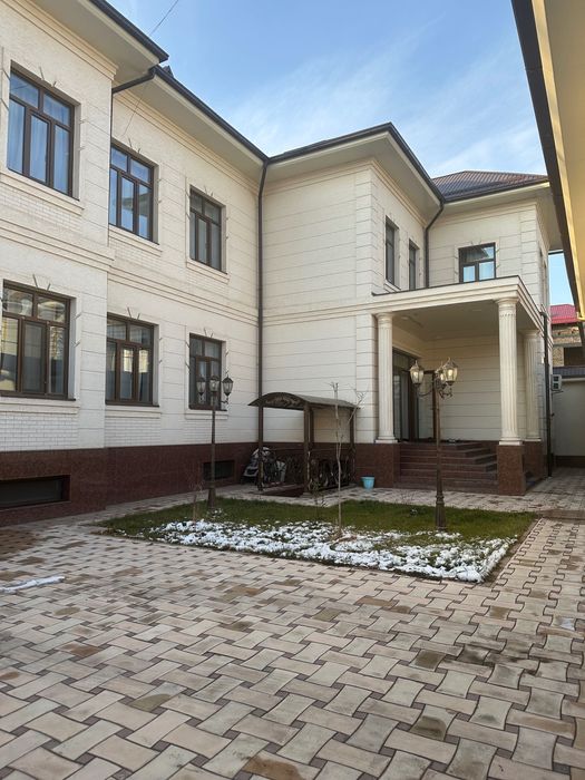 Продаётся 3-этажный элитный дом в махалле Ахунбабаева, Ташкент