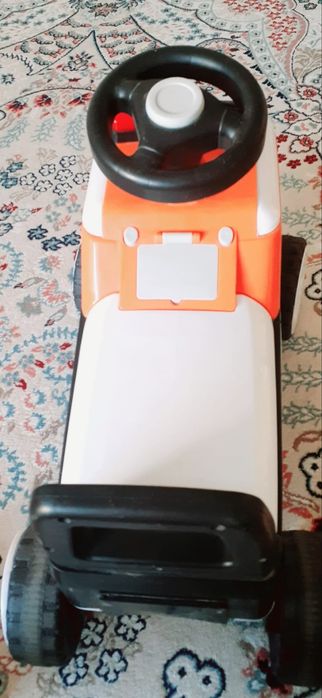 Продам дет машину