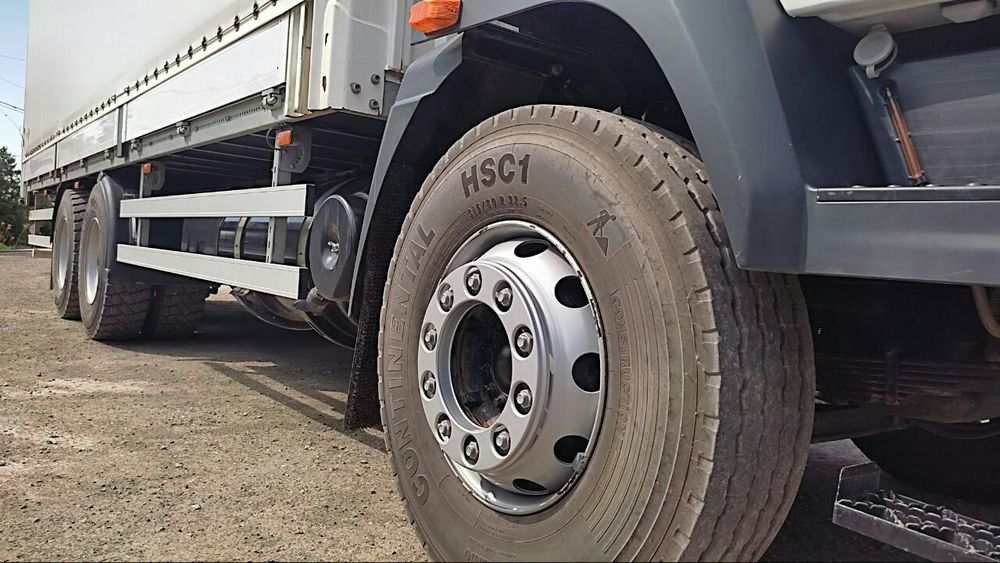 Man yuk mashinasi sotiladi