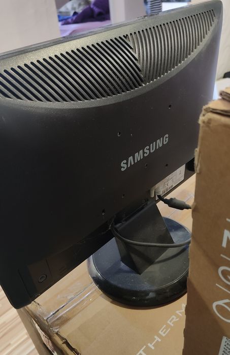 Продавам Panasonic OLED TX‑55HZ980E