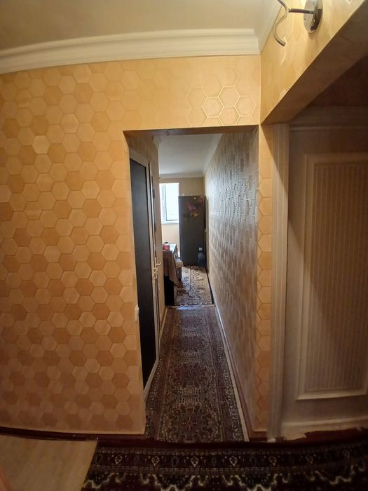 Фарход поселкада  3 хонали кв 63 кв  фарход шахарчасида