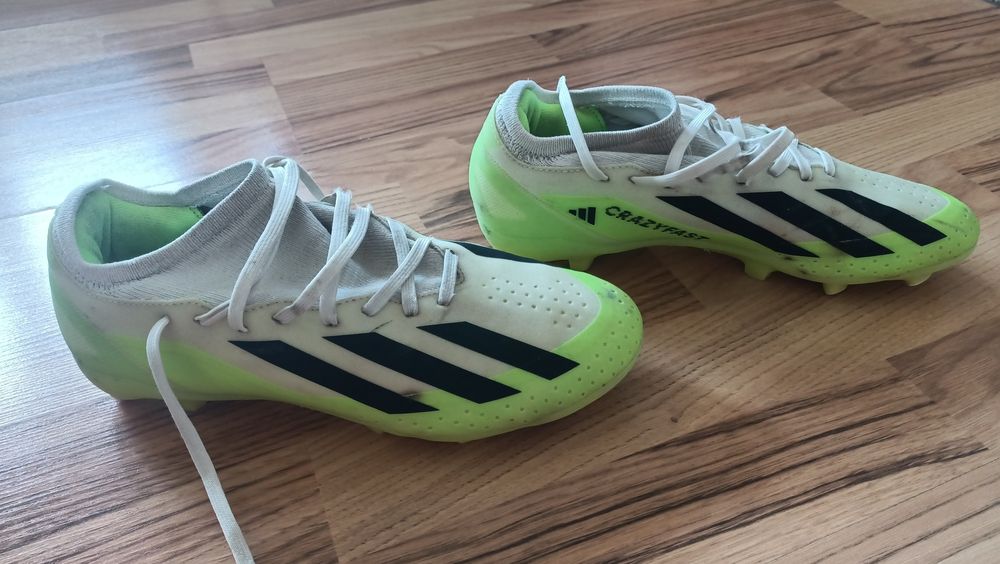 Ghete fotbal Adidas verde 40