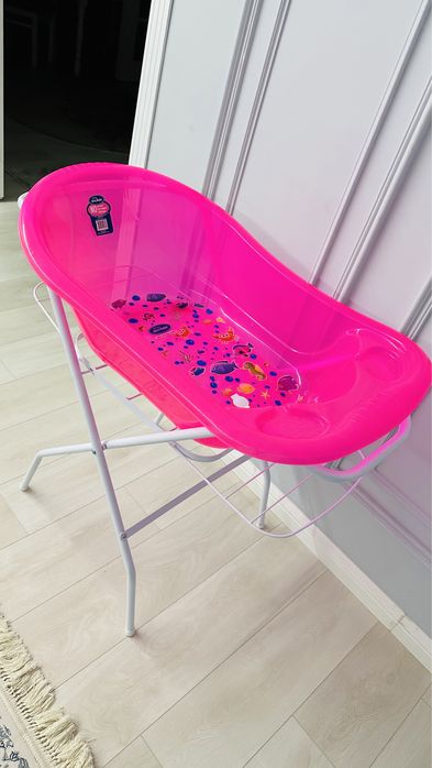 Продам детскую ванну с подставкой