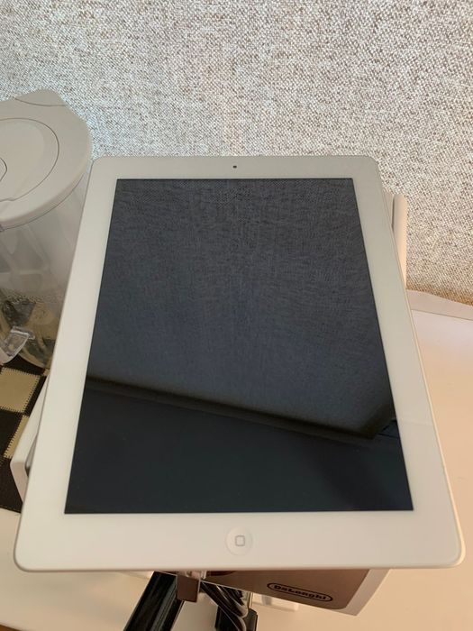 Планшет iPad A1460