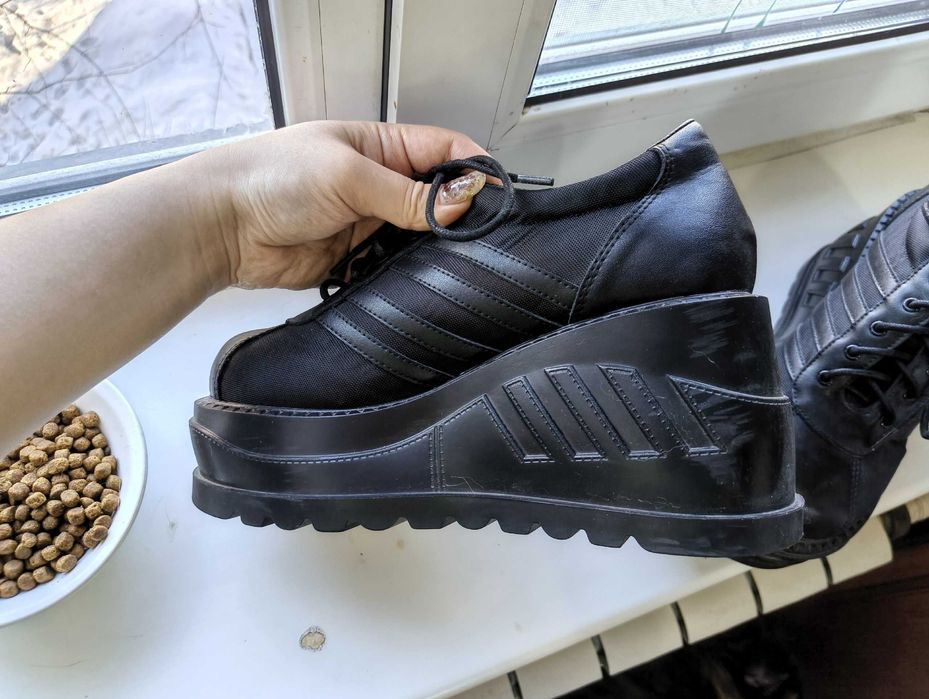 Демисезонные ботинки Demonia