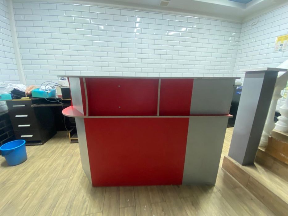 Ресепшен адм стол