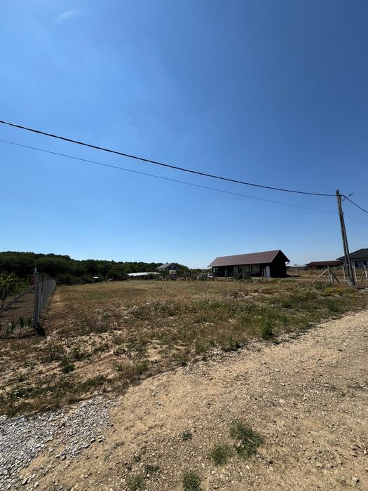 Teren intravilan de vanzare 1.111mp Alparea