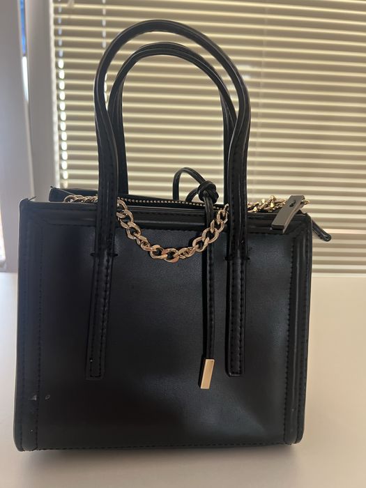 Малка дамска чанта