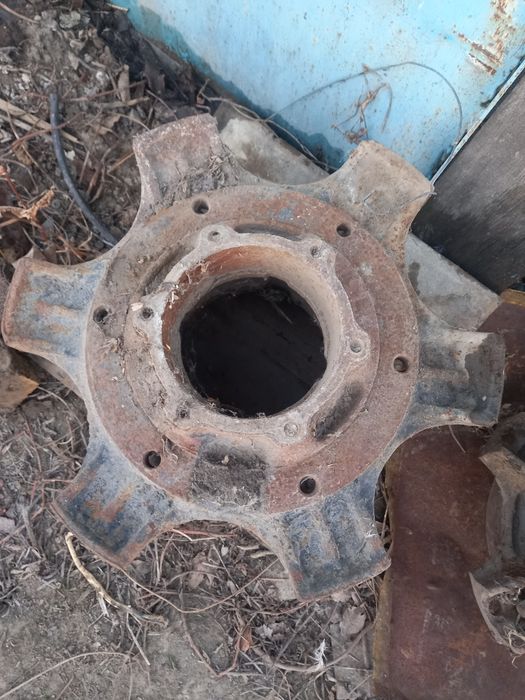 Балку,ось кованную на 2птс4 продам