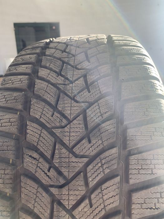 Зимни гуми 245/40/19