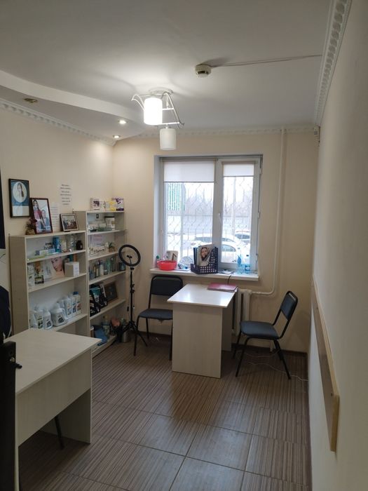 Сдам в аренду коммерческое помещение можно как массажный кабинет!!!