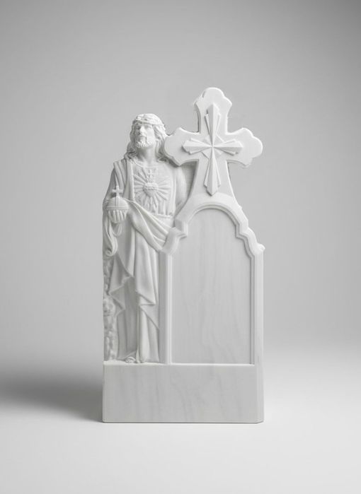 Monumente funerare / Cruci – modele diverse, la comandă