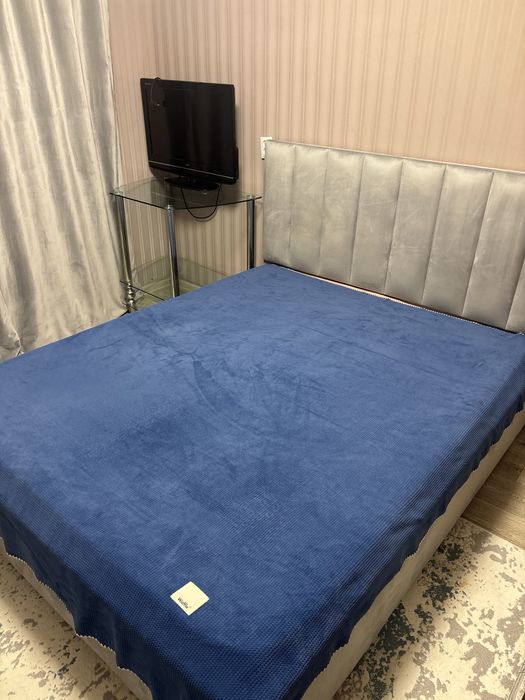 Двухспальный кровать