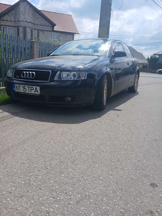Vînd audi a 4 b 6
