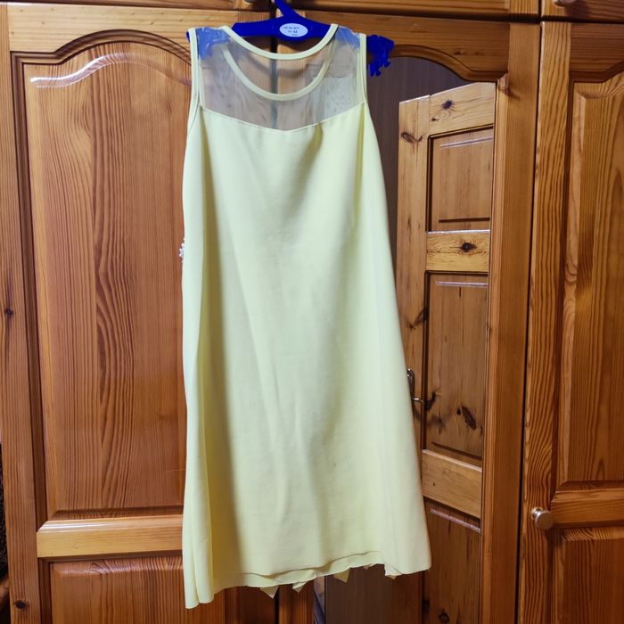 Прекрасна рокля за момиче