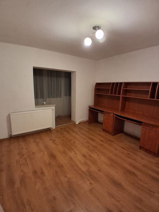 PF,apartament 3 camere decomandate,etaj intermediar(2/3),garaj,Baciu