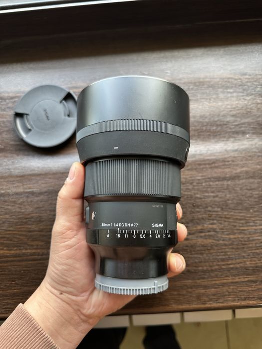 Sigma art 85mm 1.4 хорошее состояние