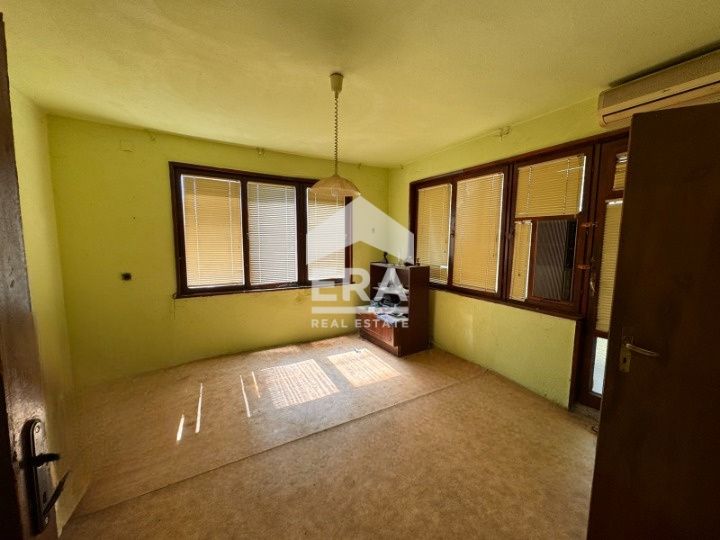 Продава се Къща в Суворово - 234 кв.м за 684 €/кв.м - Снимка #8
