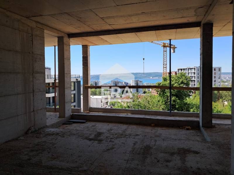 Продава се Тристаен апартамент в Варна, Бриз - 142 кв.м за 2043 €/кв.м - Снимка #3