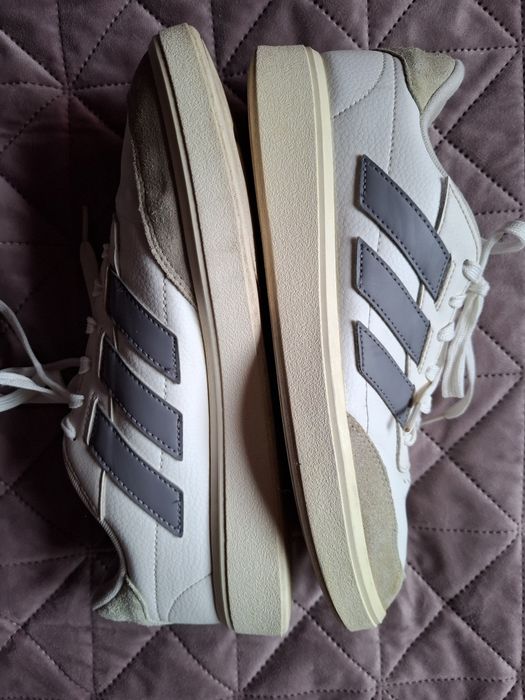 Sneakers Adidas Courtblock 42 ⅔