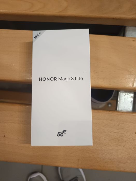 HONOR Magic 8 lite ( nou in garanție )