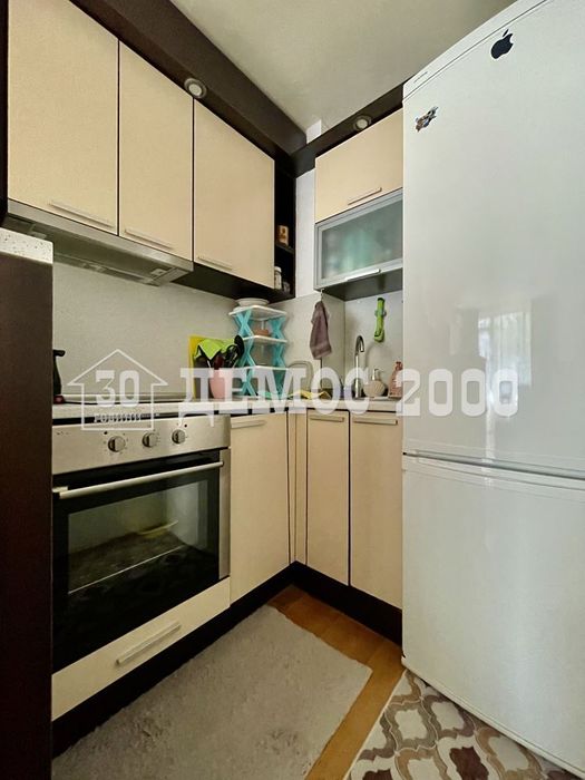 Спешно! Двустаен обзаведен апартамент в кк.Златни пясъци до плажа