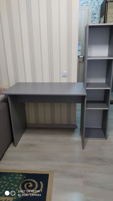 Письменный стол. Письменный стол