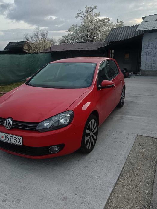 VOLKSWAGEN Golf 2010