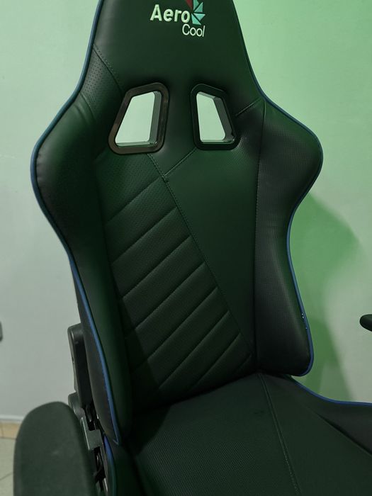 Игровое кресло Aerocool