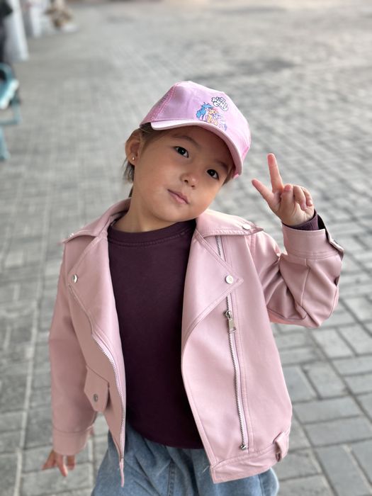 Продам кожаные куртки