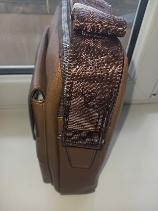 Продам сумку барсетку