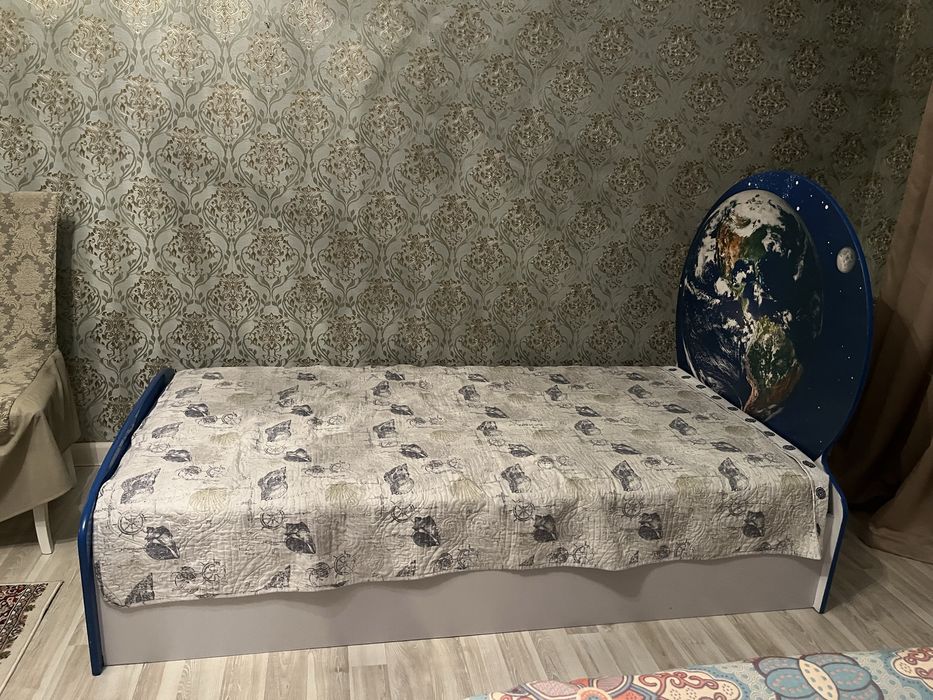 Одноместная кровать