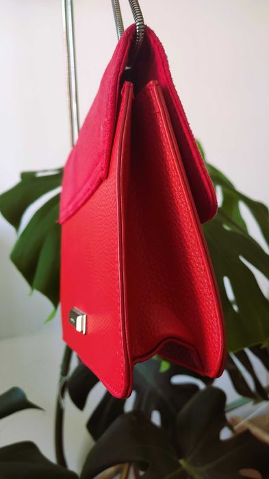 Червена дамска чанта Orsay - нова