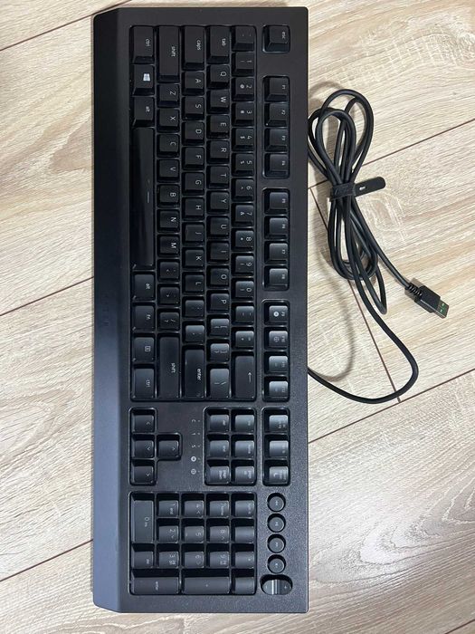 Razer Cynosa V2 - utilizat