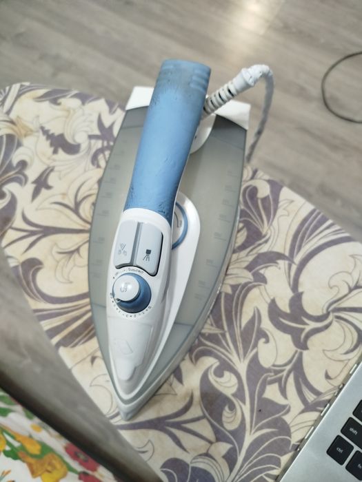 Утюг "Браун" б/у