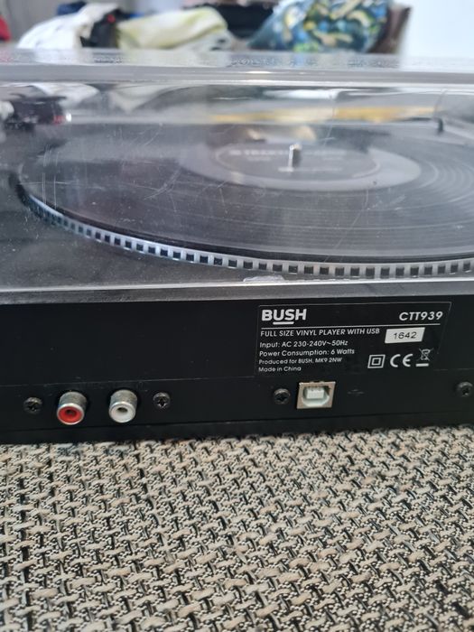 Vând vinyl dj usb interface/Plug and Play