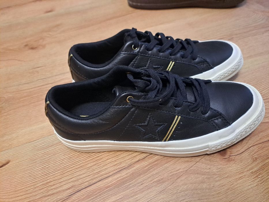 Дамски кецове "Converse"