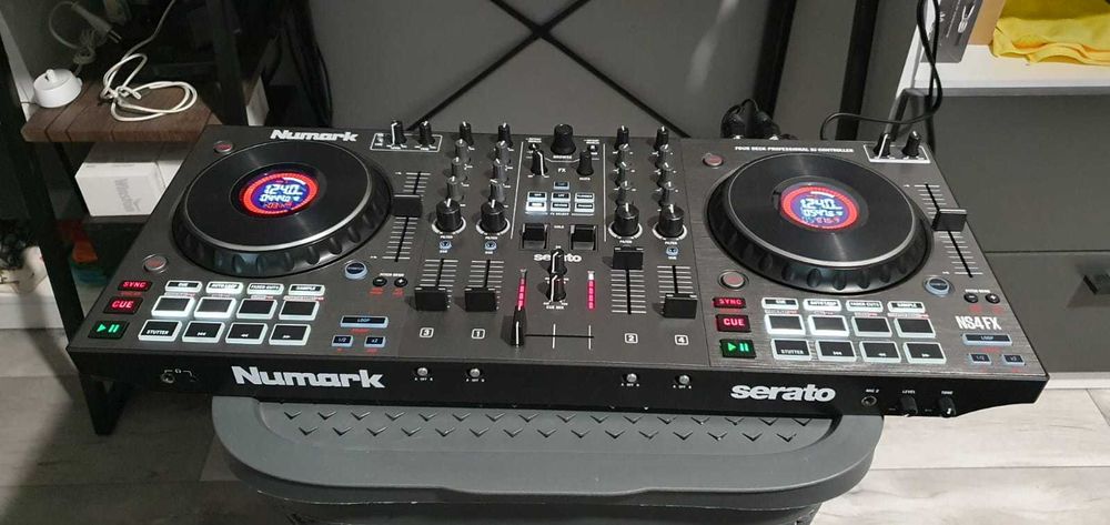 Consola/Controller/Mixer DJ Numark