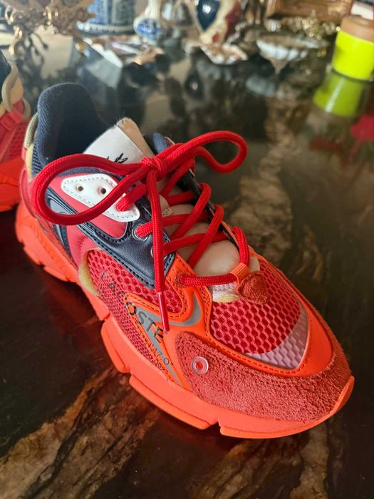 Продавам оригинални маратонки на LACOSTE като нови №39