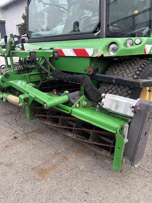 Mașină de tuns iarba cu rabator JOHN Deere 1905 Anul fabricației: 2016